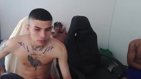 alphas_latins online show from 04.23.26