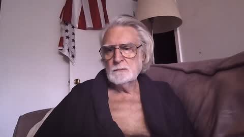 AlphaUniform online show from 01.30.25