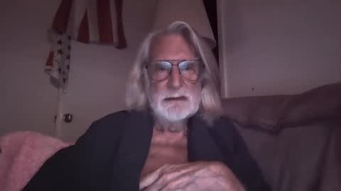 AlphaUniform online show from 09.16.25