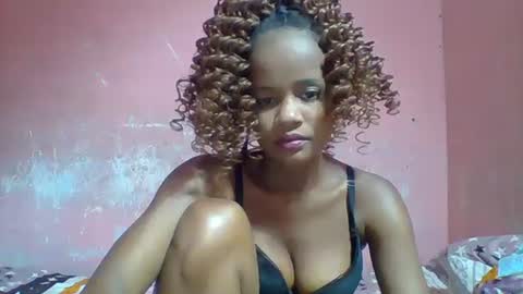 Snapshot of alphosettah chatting on 02.22.25 alphosettah online show from 02.22.25