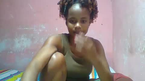 Snapshot of alphosettah chatting on 03.02.25 alphosettah online show from 03.02.25