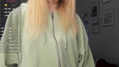 Snapshot of althenabrach chatting on 11.21.25 Betty online show from 11.21.25