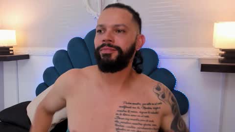 Snapshot of alukardbig chatting on 10.14.25 alukardbig online show from 10.14.25