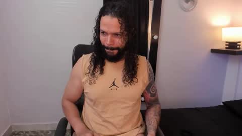 Snapshot of alukardbig chatting on 11.07.25 alukardbig online show from 11.07.25