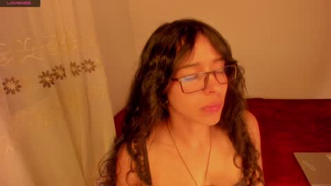 Snapshot of aluna_0310 chatting on 01.16.25 . . online show from 01.16.25