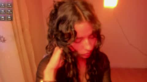 Snapshot of aluna_0310 chatting on 04.17.26 . . online show from 04.17.26