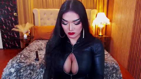 Alura Jhenson online show from 09.09.25