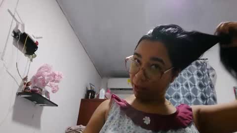 analia online show from 10.27.25