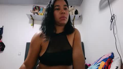 Snapshot of aly826805 chatting on 02.15.26 analia online show from 02.15.26