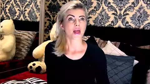 Snapshot of alyblonde chatting on 12.03.24 aly online show from 12.03.24