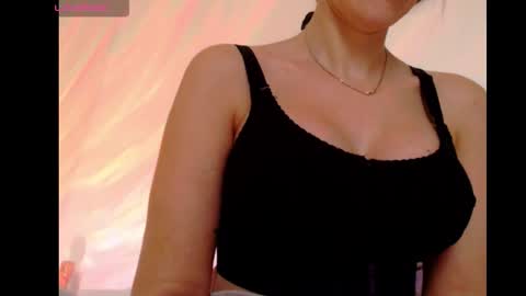 Snapshot of alycediamond21 chatting on 10.16.25 Missy online show from 10.16.25