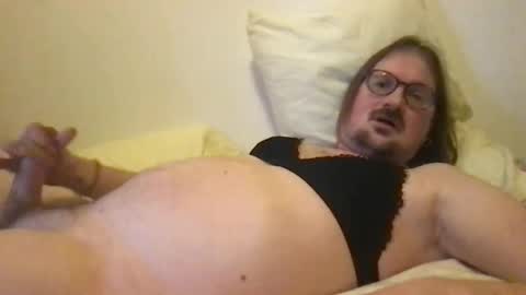 Snapshot of alylane chatting on 11.21.25 alylane online show from 11.21.25