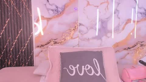 alyson__a online show from 04.19.26