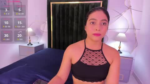 Snapshot of alysonshy chatting on 06.26.26 Aly Shy online show from 06.26.26