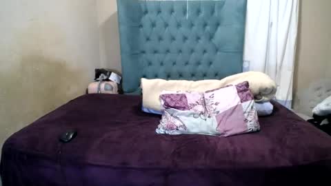 alyssabrownx online show from 06.19.26