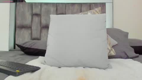 alyssia online show from 07.03.26