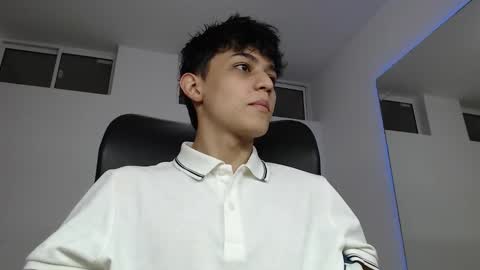 Snapshot of alyxen chatting on 03.28.26 alyxen online show from 03.28.26