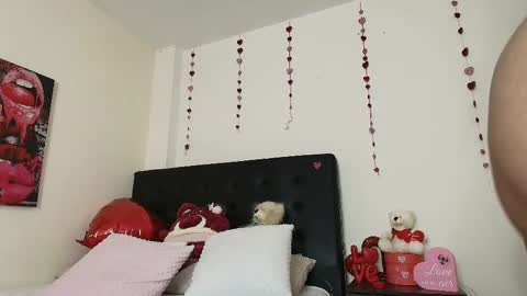 Isabella online show from 02.20.25