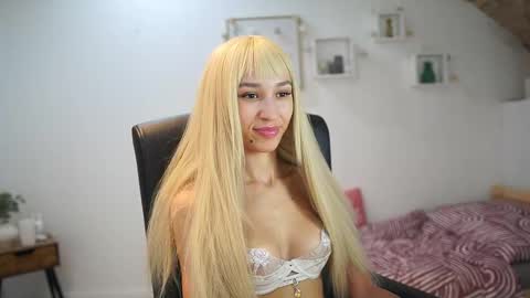Snapshot of amai__liu chatting on 09.09.25 Amai Liu online show from 09.09.25