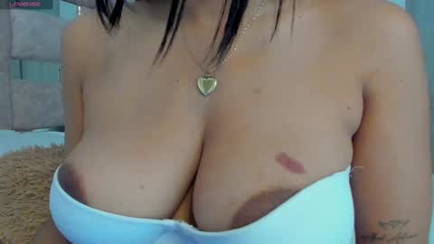 Amaia Mendoza online show from 02.22.25