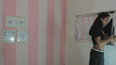 Snapshot of amaia_monroe chatting on 06.14.26 amaia_monroe online show from 06.14.26