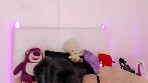 amal_baddel_ online show from 11.14.25