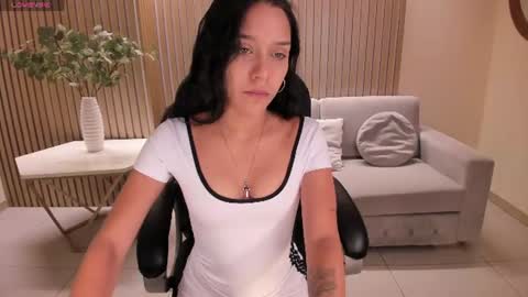 Amalia cruss online show from 06.20.26