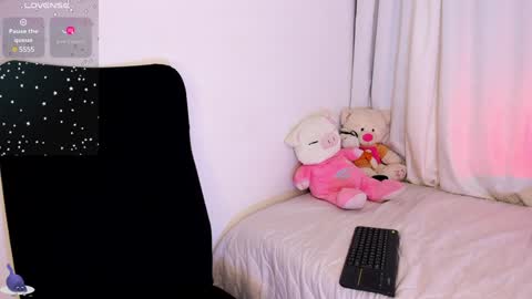 Amalia    real MIA  online show from 12.14.24