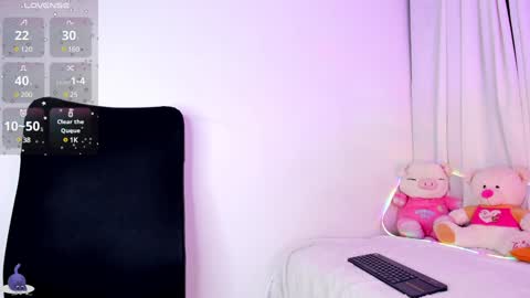 Amalia    real MIA  online show from 01.28.25