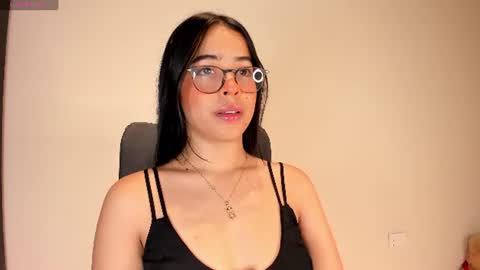 Amalia    real MIA  online show from 06.11.26