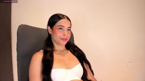 Amalia    real MIA  online show from 06.25.26