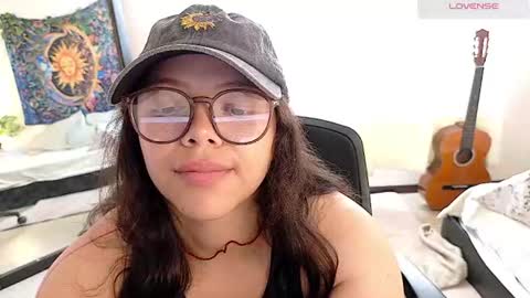         online show from 08.05.26