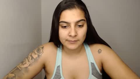 The queen of the biceps  online show from 01.07.25