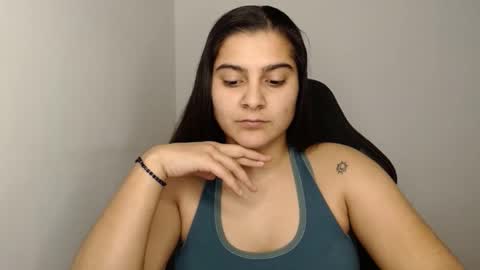 The queen of the biceps  online show from 01.31.25