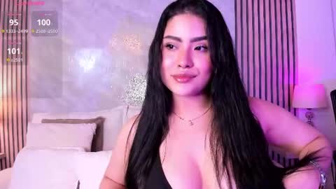 Snapshot of amanda_26 chatting on 07.22.26 Luisa online show from 07.22.26