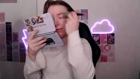 Hi im Amanda online show from 05.12.26