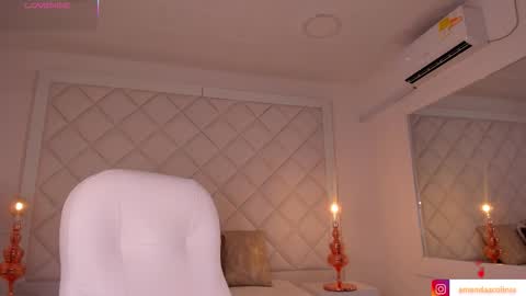 Snapshot of amanda_colin chatting on 09.17.25 Amanda online show from 09.17.25