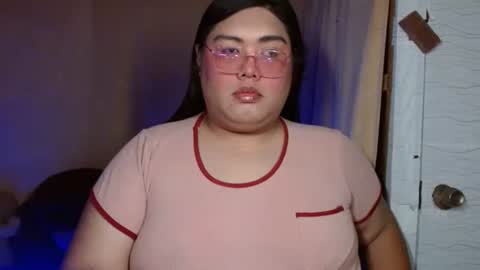 Snapshot of amanda_fetish chatting on 10.12.25 amanda_fetish online show from 10.12.25
