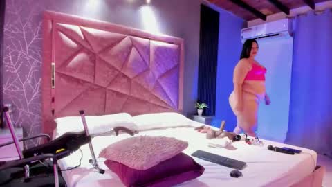 Amanda cruz online show from 10.10.25