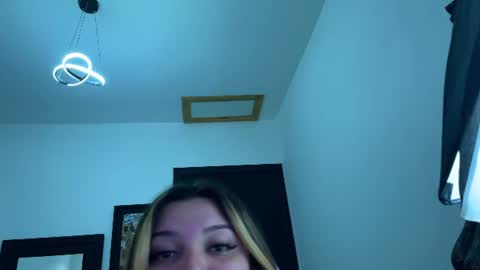 Snapshot of amandhaaa chatting on 06.23.26 Amandha online show from 06.23.26
