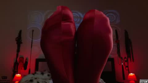 Snapshot of amanita__pantherina chatting on 12.16.24 Goddess Amanita online show from 12.16.24