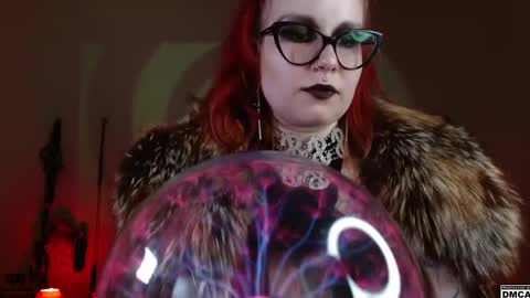 Snapshot of amanita__pantherina chatting on 12.19.24 Goddess Amanita online show from 12.19.24