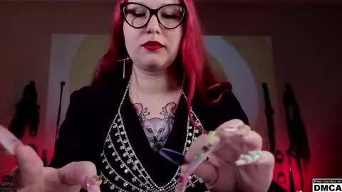 Snapshot of amanita__pantherina chatting on 02.11.25 Goddess Amanita online show from 02.11.25