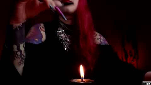 Snapshot of amanita__pantherina chatting on 12.17.25 Goddess Amanita online show from 12.17.25