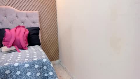 Snapshot of amapolaa1 chatting on 05.25.26 Amapola online show from 05.25.26