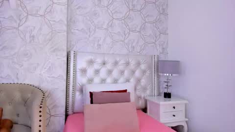 amara_rousse online show from 11.20.25