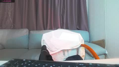 Snapshot of amaraluna_ chatting on 03.28.26 Nika online show from 03.28.26