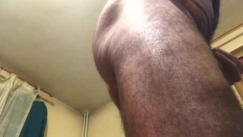 Snapshot of amaranther chatting on 10.05.25 Amaranther online show from 10.05.25