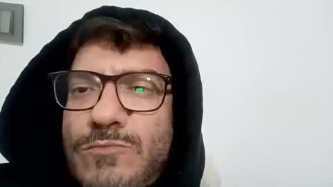 Snapshot of amaras5 chatting on 11.19.25 amaras5 online show from 11.19.25