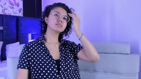 Snapshot of amarettho chatting on 01.21.25 Emily online show from 01.21.25